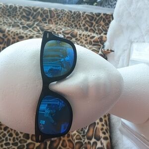 Ray-Ban sunglasses style 2140